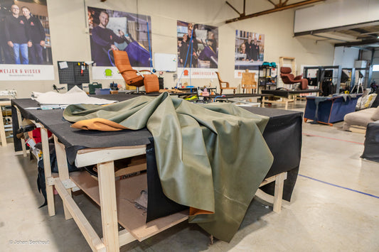 Bouclé bank herstofferen: voordelen en nadelen