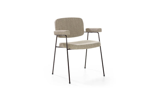 Vernieuw de zitting van uw Moulin Stool met professionele stoffering
