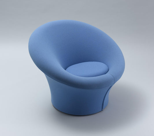 De iconische Mushroom F560 van Pierre Paulin professioneel laten herstofferen